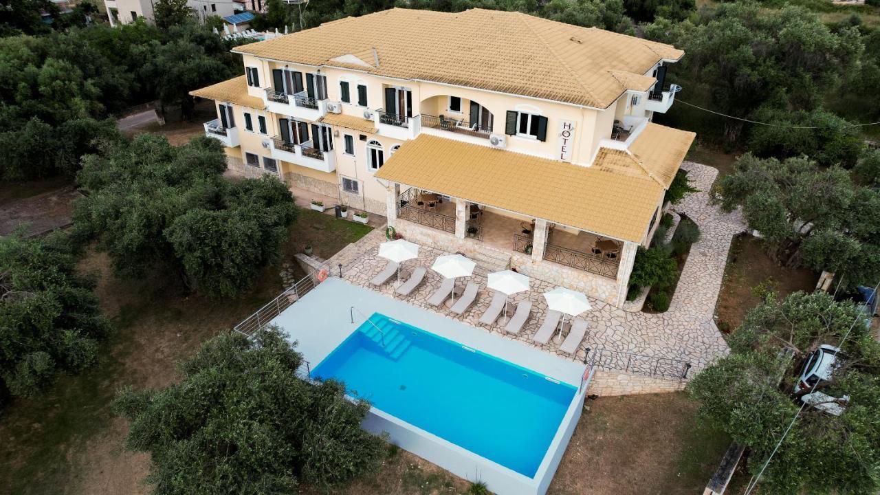 Chrisovalanto Hotel Sívota Exterior foto