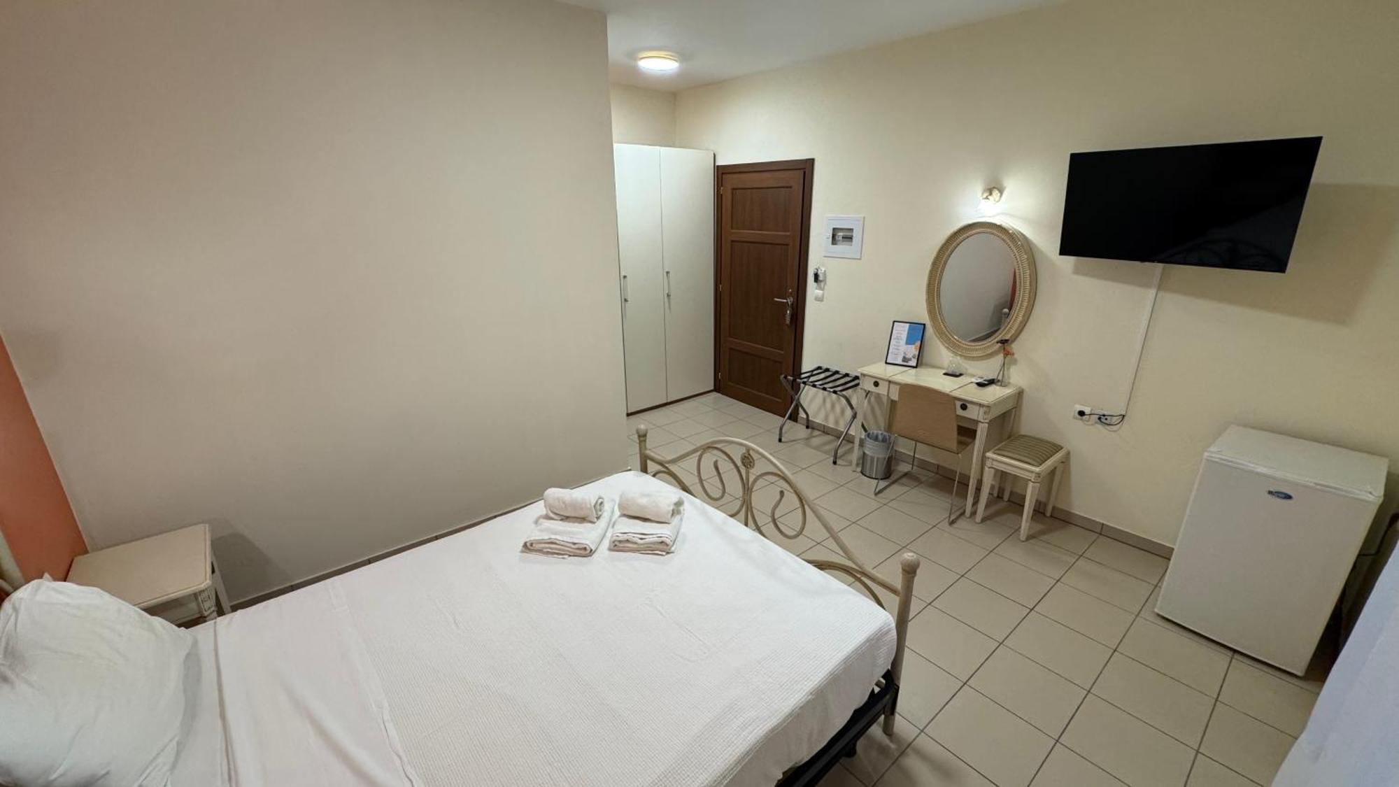 Chrisovalanto Hotel Sívota Zimmer foto